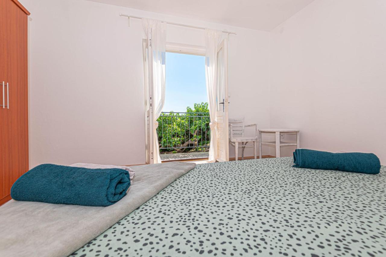 Apartment Nocturno Рогозница Екстериор снимка